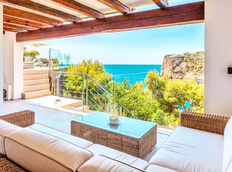 SEASIDE LUXURY VILLA IN PORT D'ANDRATX