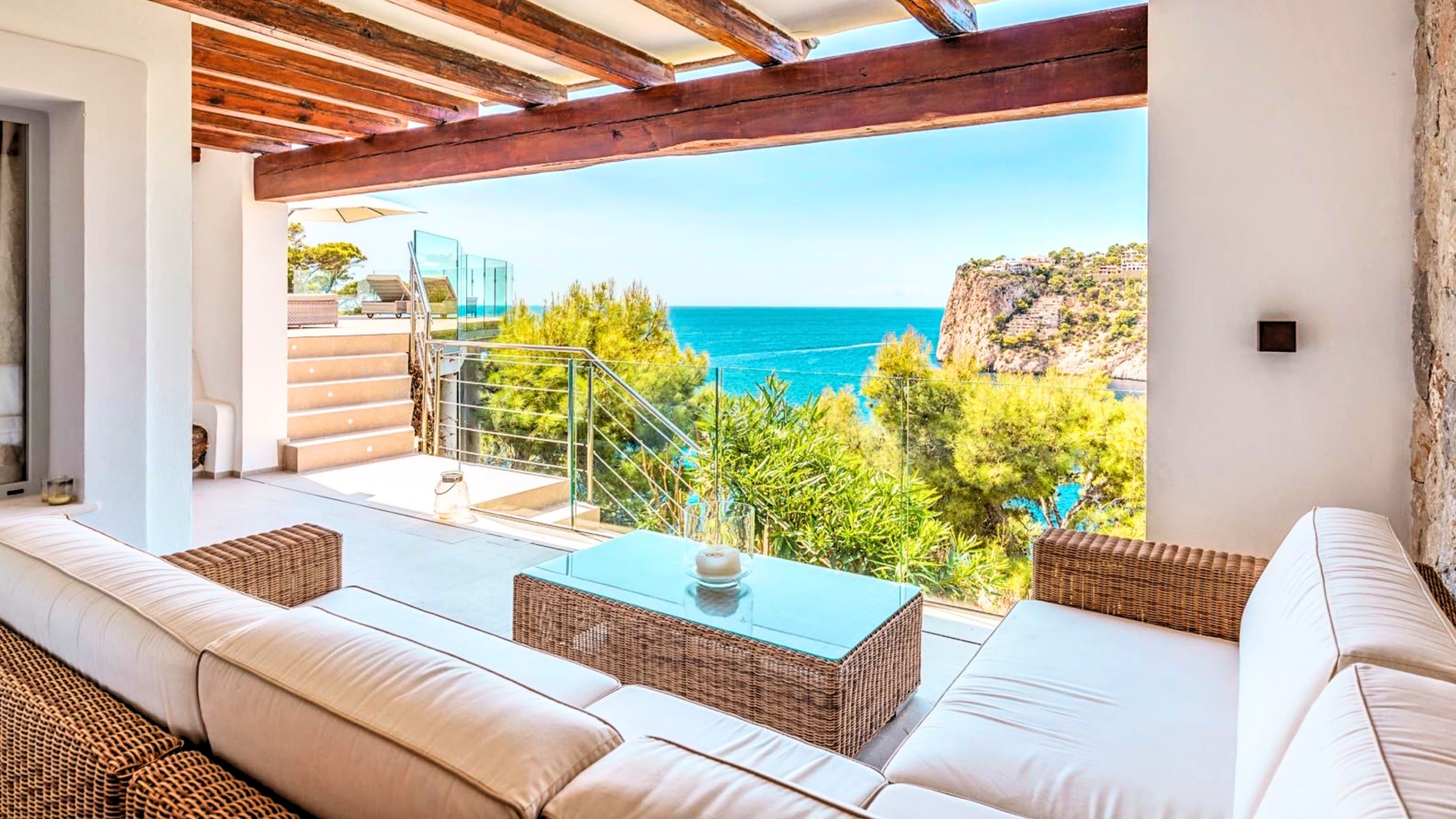 SEASIDE LUXURY VILLA IN PORT D'ANDRATX